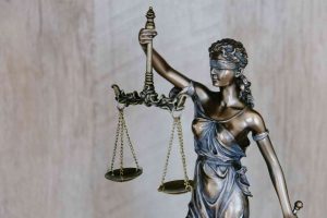 מהן הסיבות הנפוצות לשירותי תמלול משפטי ב- 2023?